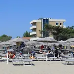 Hotel Astor