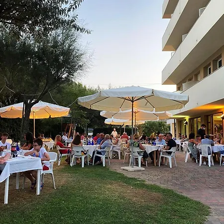 Otel Astor Lido di Classe