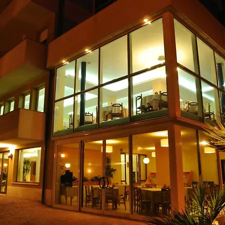 Astor Otel Lido di Classe
