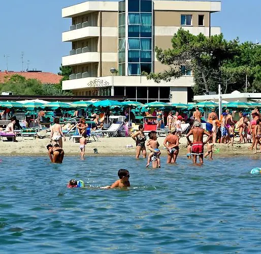 Astor Otel Lido di Classe