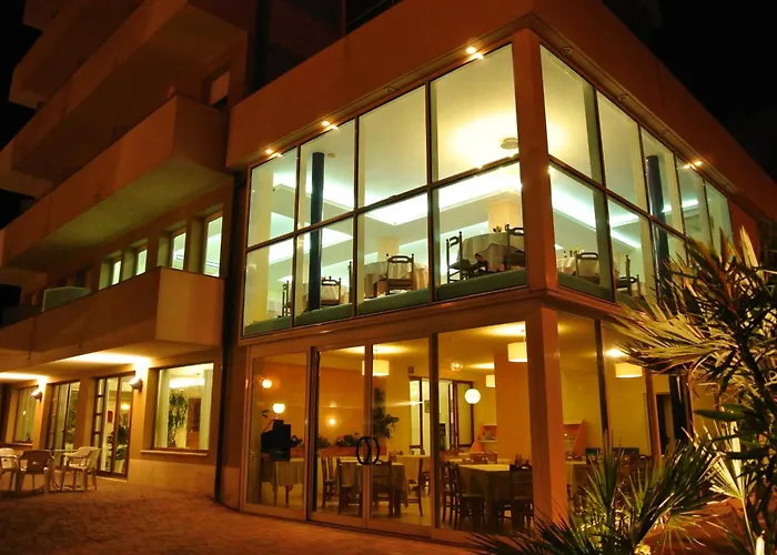 Astor Otel Lido di Classe