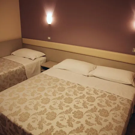 Hotell Astor Lido di Classe