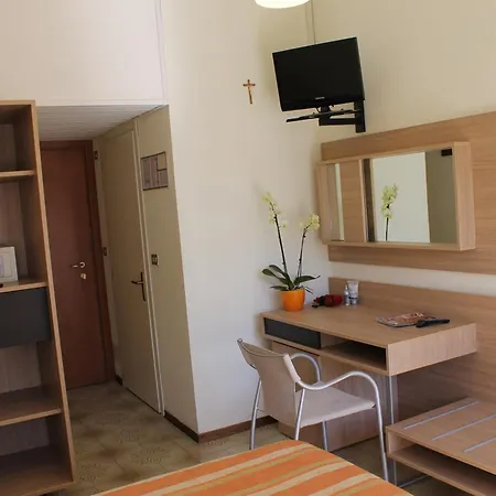 Hotell Astor Lido di Classe
