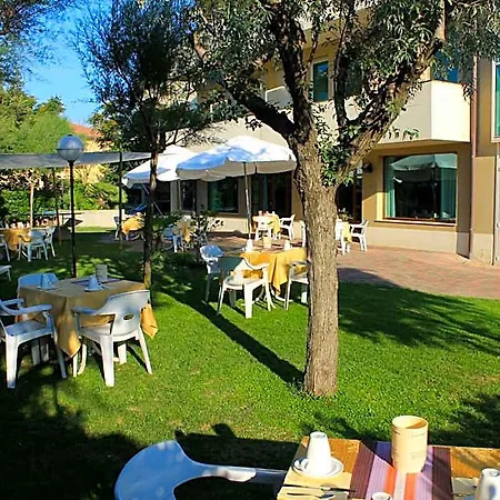 Astor Ξενοδοχείο Lido di Classe