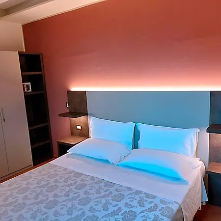 Ξενοδοχείο Astor 3*