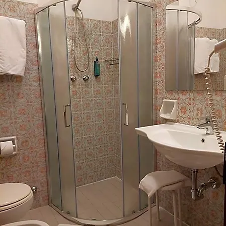 Astor Hotell