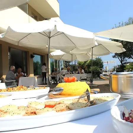 Astor Hotel