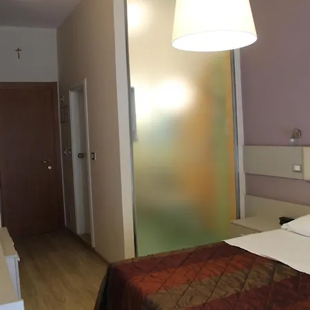 Astor 3* Lido di Classe